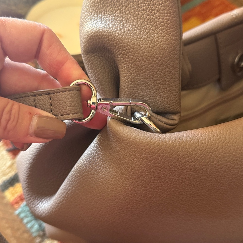 Elegant Taupe Handbag - Picture 8 of 13